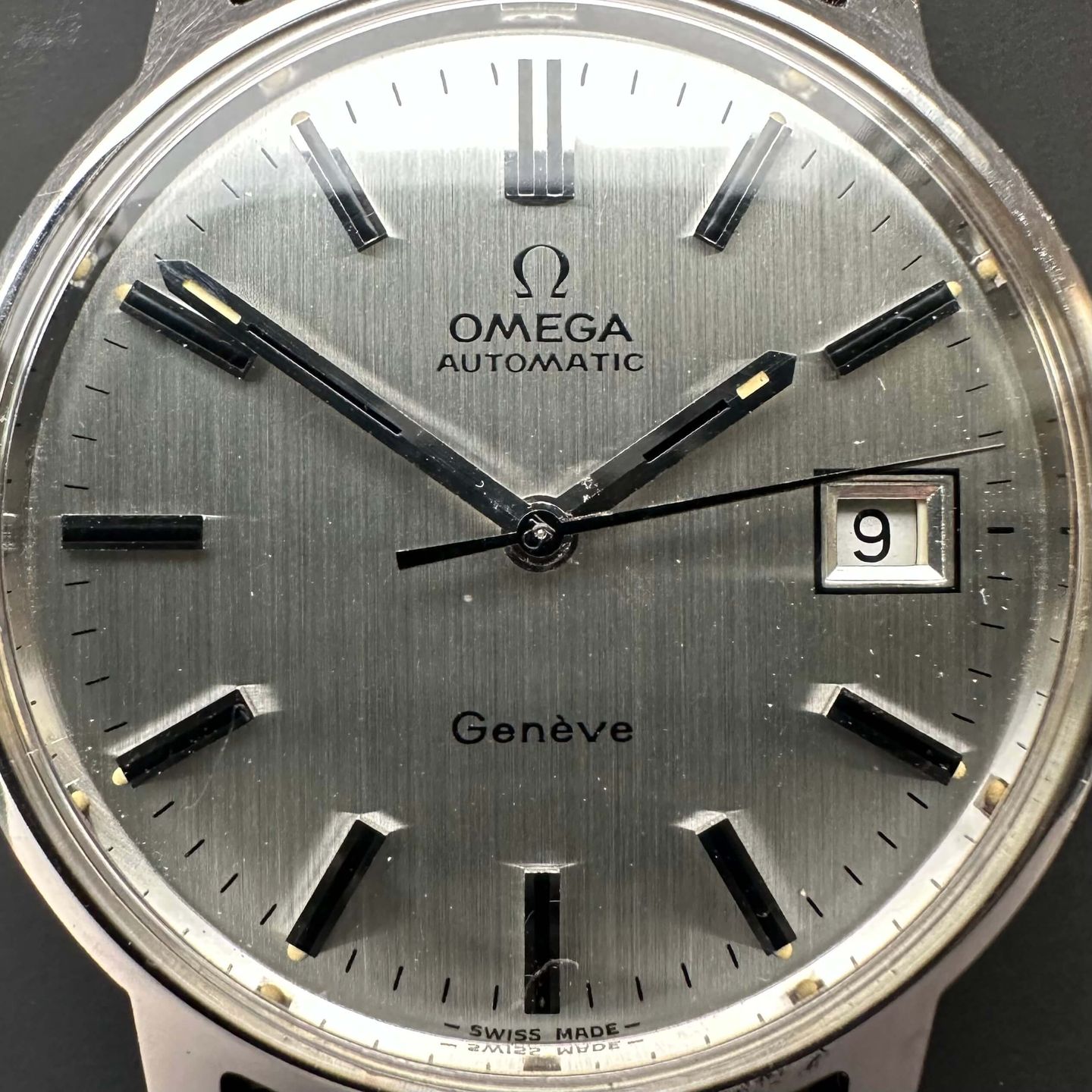 Omega Genève 166.0098 (1972) - Grey dial 35 mm Steel case (8/8)