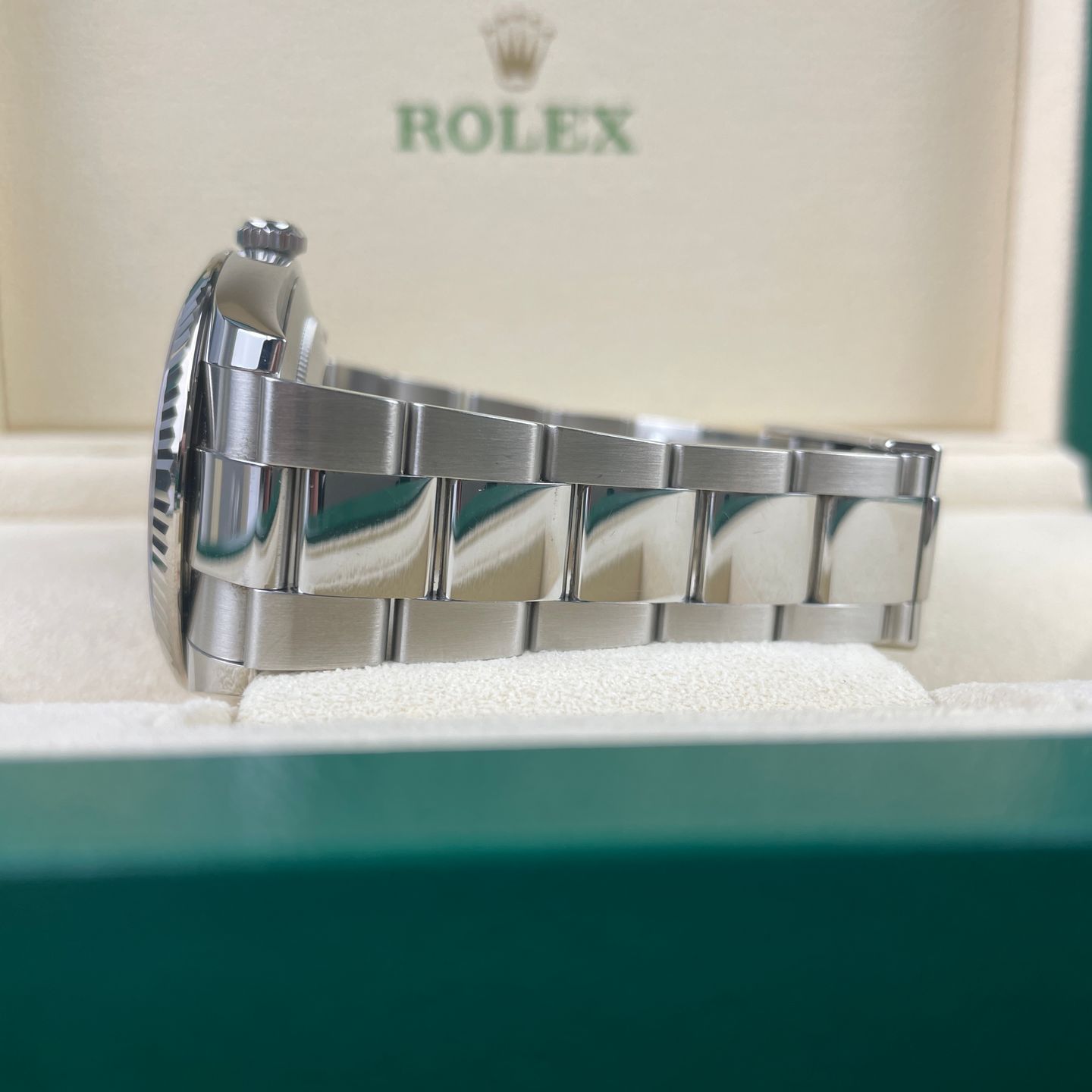 Rolex Datejust 41 126334 (2023) - Green dial 41 mm Steel case (2/5)