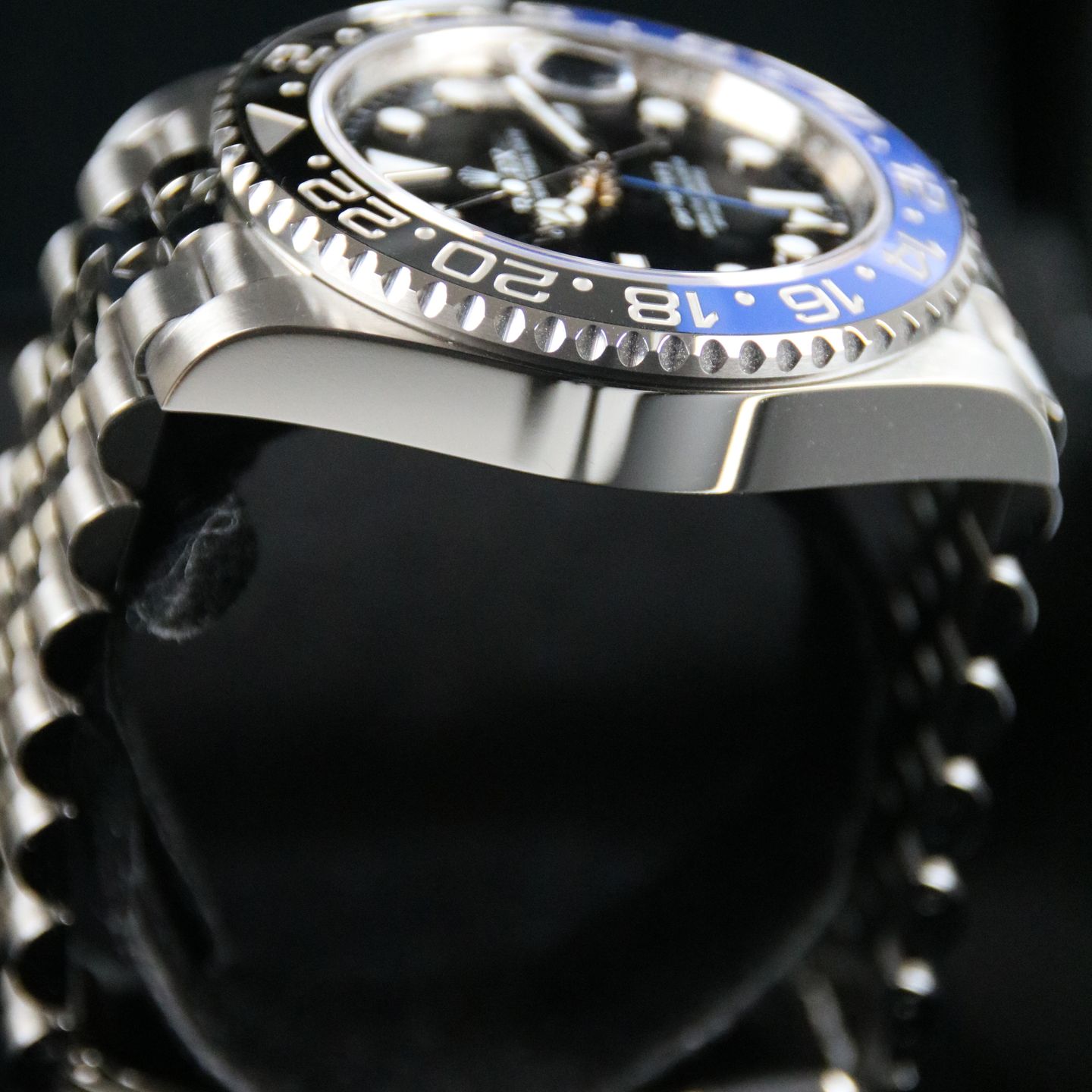 Rolex GMT-Master II 126710BLNR (2023) - Black dial 40 mm Steel case (7/8)