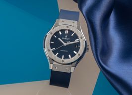 Hublot Classic Fusion Blue 565.NX.7170.LR -