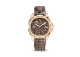Patek Philippe Aquanaut 5268/200R-010 (2025) - Grey dial 39 mm Rose Gold case