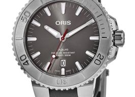 Oris Aquis Date 01 733 7730 4153-07 5 24 11EB (2022) - Grey dial 44 mm Steel case