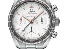 Omega Speedmaster 324.30.38.50.02.001 (2026) - Silver dial 38 mm Steel case