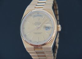 Rolex Day-Date Oysterquartz 19018 (1982) - 36 mm Yellow Gold case