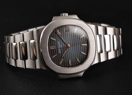 Patek Philippe Nautilus 3800 (1983) - 38mm