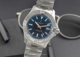 Breitling Avenger A17328101B1A1 -