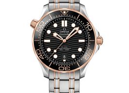 Omega Seamaster Diver 300 M 210.20.42.20.01.001 (2024) - Zwart wijzerplaat 42mm Goud/Staal