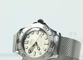 Omega Seamaster Diver 300 M 210.30.42.20.06.002 (2025) - Grey dial 42 mm Steel case