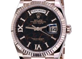 Rolex Day-Date 36 128235 (2021) - Black dial 36 mm Rose Gold case