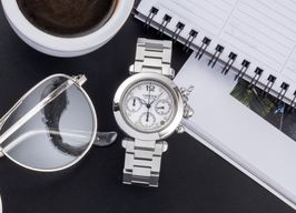 Cartier Pasha W31039M7 (2005) - White dial 35 mm Steel case