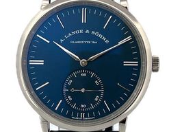 A. Lange & Söhne Saxonia 380.028 (2022) - Blauw wijzerplaat 39mm Witgoud