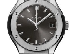 Hublot Classic Fusion Racing Grey 581.NX.7071.RX (2026) - Grey dial 33 mm Titanium case