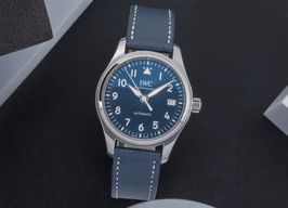 IWC Pilot's Watch Automatic 36 IW324008 (Unknown (random serial)) - Blue dial 36 mm Steel case