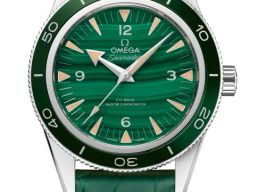 Omega Seamaster 300 234.93.41.21.99.001 (2026) - Groen wijzerplaat 41mm Platina
