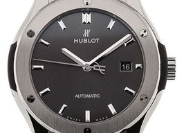 Hublot Classic Fusion Racing Grey 542.NX.7071.LR (2024) - Grijs wijzerplaat 42mm Titanium