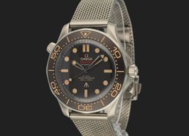 Omega Seamaster Diver 300 M 210.90.42.20.01.001 (2020) - Brown dial 42 mm Titanium case