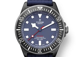 Tudor Pelagos 25707KN (2024) - Blauw wijzerplaat 42mm Carbon