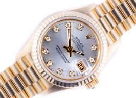 Rolex Lady-Datejust 69178 (1993) - Zilver wijzerplaat 26mm Geelgoud