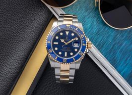 Rolex Submariner Date 116613LB (Unknown (random serial)) - Blue dial 40 mm Gold/Steel case