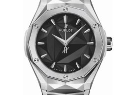 Hublot Classic Fusion 550.NS.1800.NS.ORL22 (2024) - Zwart wijzerplaat 40mm Titanium