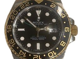 Rolex GMT-Master II 116713LN (2011) - Black dial 40 mm Gold/Steel case