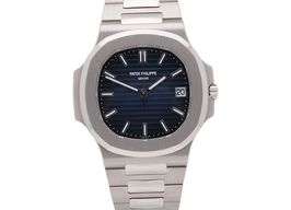 Patek Philippe Nautilus 5811/1G-001 (2023) - Blue dial 41 mm White Gold case