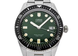Oris Divers Sixty Five 01 733 7720 4057-07 8 21 18 (2023) - Green dial 42 mm Steel case