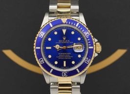 Rolex Submariner Date 16803 (1995) - Blue dial 40 mm Gold/Steel case