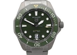 TAG Heuer Aquaracer 300M WBP208B.BF0631 (2024) - Green dial 43 mm Titanium case