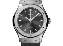 Hublot Classic Fusion Racing Grey 542.NX.7071.RX (2025) - Grey dial 42 mm Titanium case