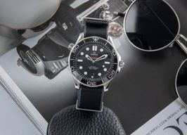 Omega Seamaster Diver 300 M 210.32.42.20.01.001 (Onbekend (willekeurig serienummer)) - Zwart wijzerplaat 42mm Staal