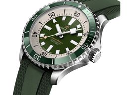 Breitling Superocean 44 A17376A31L1S1 (2024) - Green dial 44 mm Steel case