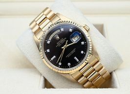 Rolex Day-Date 36 18238 (1990) - Black dial 36 mm Yellow Gold case