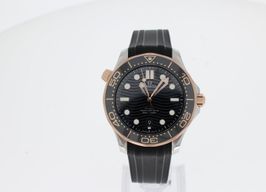 Omega Seamaster Diver 300 M 210.22.42.20.01.002 (2025) - Zwart wijzerplaat 42mm Staal
