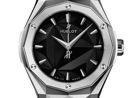 Hublot Classic Fusion 550.NS.1800.RX.ORL19 (2023) - Zwart wijzerplaat 40mm Titanium