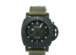 Panerai Submersible PAM01698 (2026) - 44mm Carbon