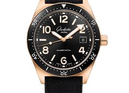 Glashütte Original SeaQ 1-39-11-17-91-33 (2024) - Black dial 40 mm Red Gold case