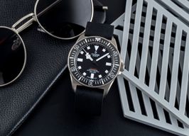 Tudor Pelagos 25717N (Onbekend (willekeurig serienummer)) - Zwart wijzerplaat 42mm Titanium