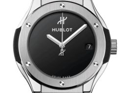 Hublot Classic Fusion Quartz 581.NX.1270.RX.MDM (2023) - Black dial 33 mm Titanium case