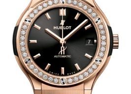 Hublot Classic Fusion 565.OX.1480.RX.1204 (2026) - Black dial 38 mm Rose Gold case