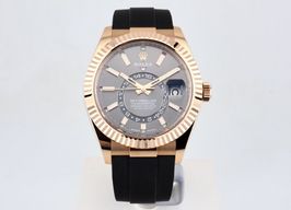 Rolex Sky-Dweller 336235 (2023) - Grey dial 42 mm Rose Gold case