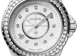 Chanel J12 H6418 (2025) - White dial 33 mm Ceramic case