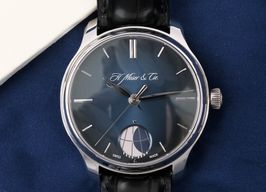 H. Moser & Cie. Endeavour 1348-0300 -
