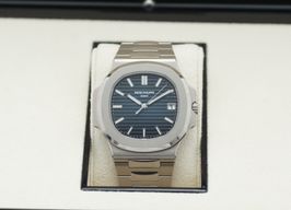 Patek Philippe Nautilus 5811 (2024) - Blue dial 41 mm White Gold case