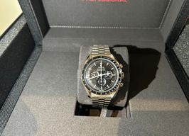 Omega Speedmaster Professional Moonwatch 310.30.42.50.01.001 (2024) - Black dial 42 mm Steel case