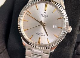 Tudor Style 12710 (2025) - Silver dial 41 mm Steel case
