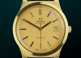 Omega Genève 166.0168 (1974) - Gold dial 36 mm Gold/Steel case