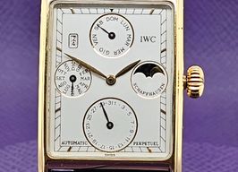 IWC Novecento IW3545 (Unknown (random serial)) - White dial 27 mm Yellow Gold case