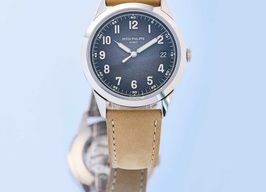 Patek Philippe Calatrava 5226G-001 -
