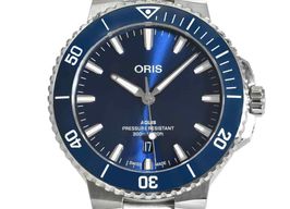 Oris Aquis Date 01 733 7789 4135-07 8 23 04PEB -